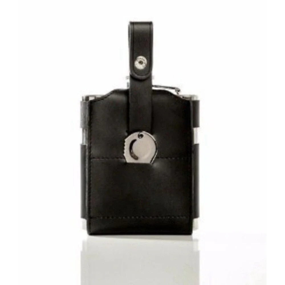 Brouk & Co. Teed Up Flask Kit Black Vegan Leather Case $85 Retail Read
